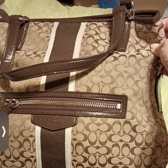 Coach EUC Signature Strip Tan Brown Fold Over Shoulder Cross Body Handbag Purse - Picture 1 of 11